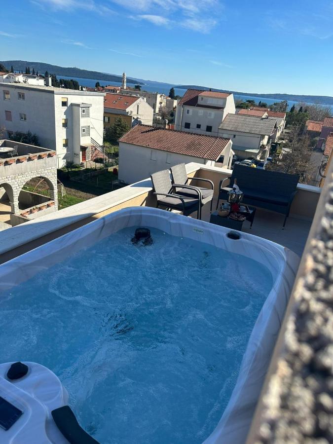 Rooftop Luxury Apartament Kastela Exterior photo