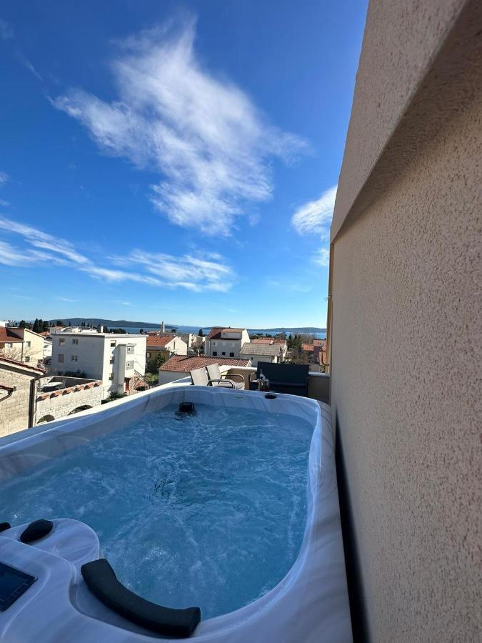 Rooftop Luxury Apartament Kastela Exterior photo