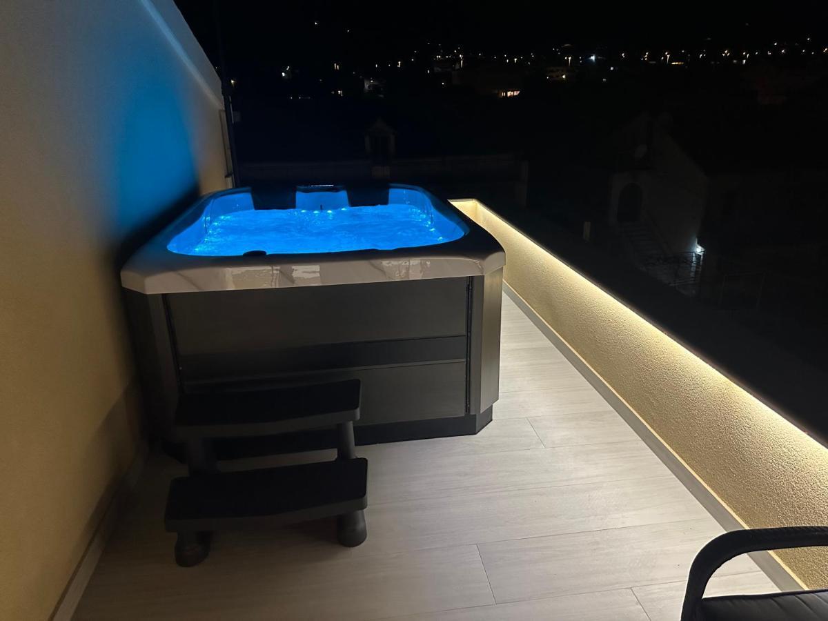Rooftop Luxury Apartament Kastela Exterior photo
