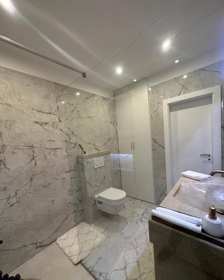 Rooftop Luxury Apartament Kastela Exterior photo